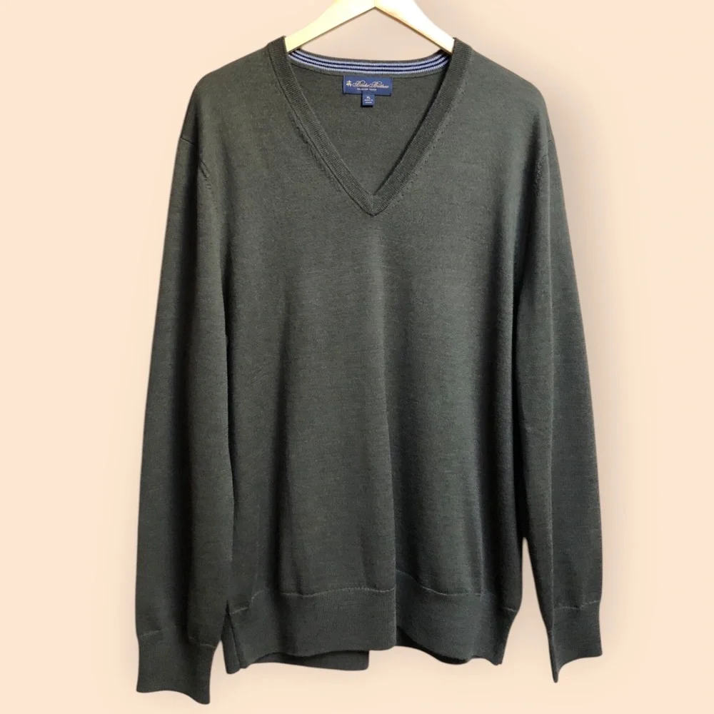 Brooks Brothers Italian Yarn Merino Wool V-neck Knit Sweater Forest Green MEN XL